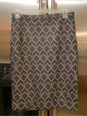 The Limited black and white textured geometric lace pencil skirt